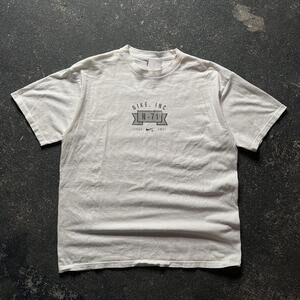 Vintage 90’s Y2K Nike Center Swoosh Tee